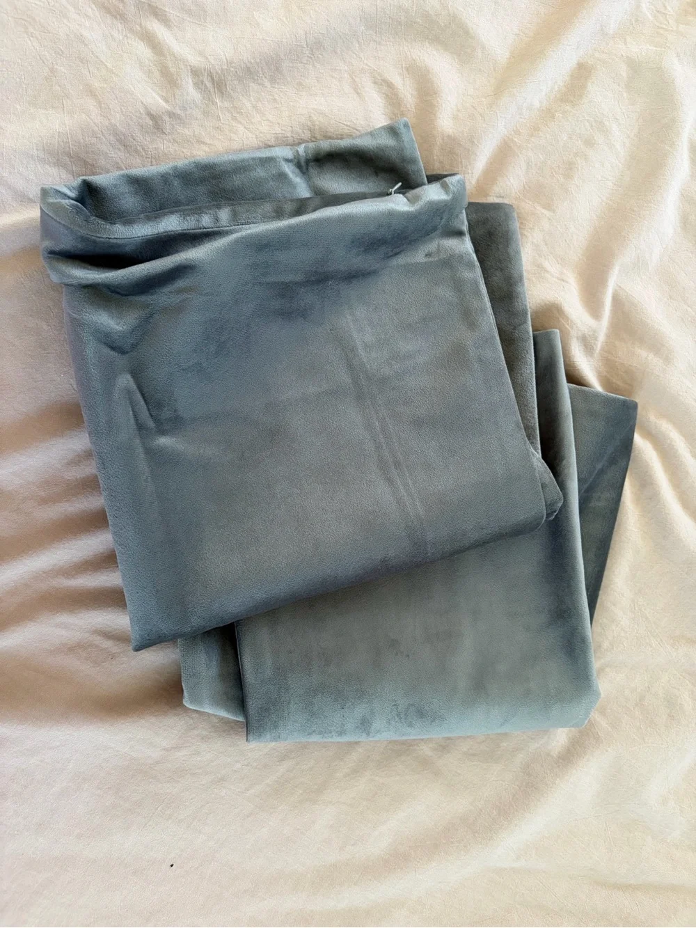 Soft Velvet Throw Pillow Pair - Gray